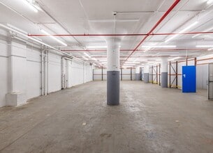 59-00 Decatur St, Ridgewood, NY for lease Interior Photo- Image 1 of 5