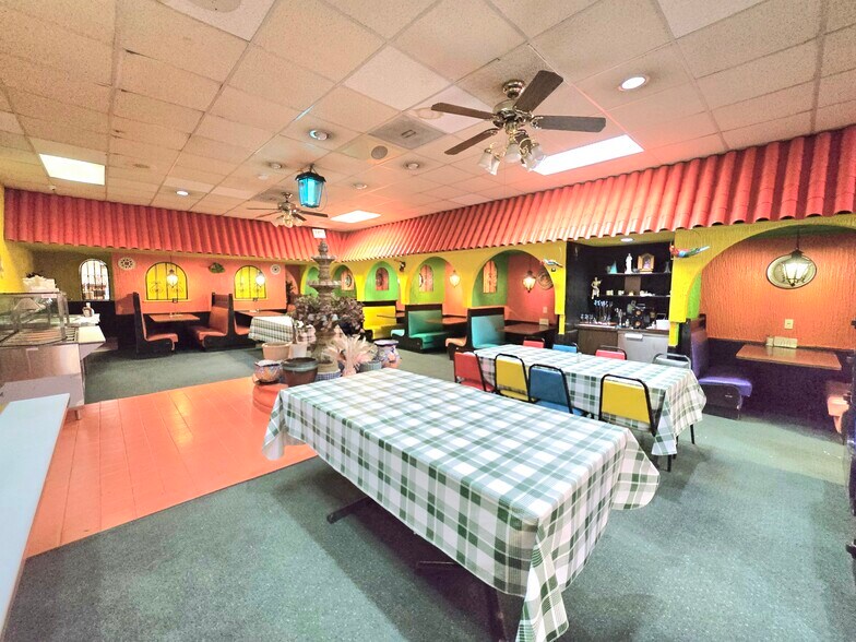 3139 N Central Ave, Chicago, IL à vendre - Photo intérieure - Image 2 de 23