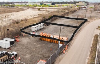 Plus de détails pour 121 E Montcalm St, Pontiac, MI - Terrain à louer
