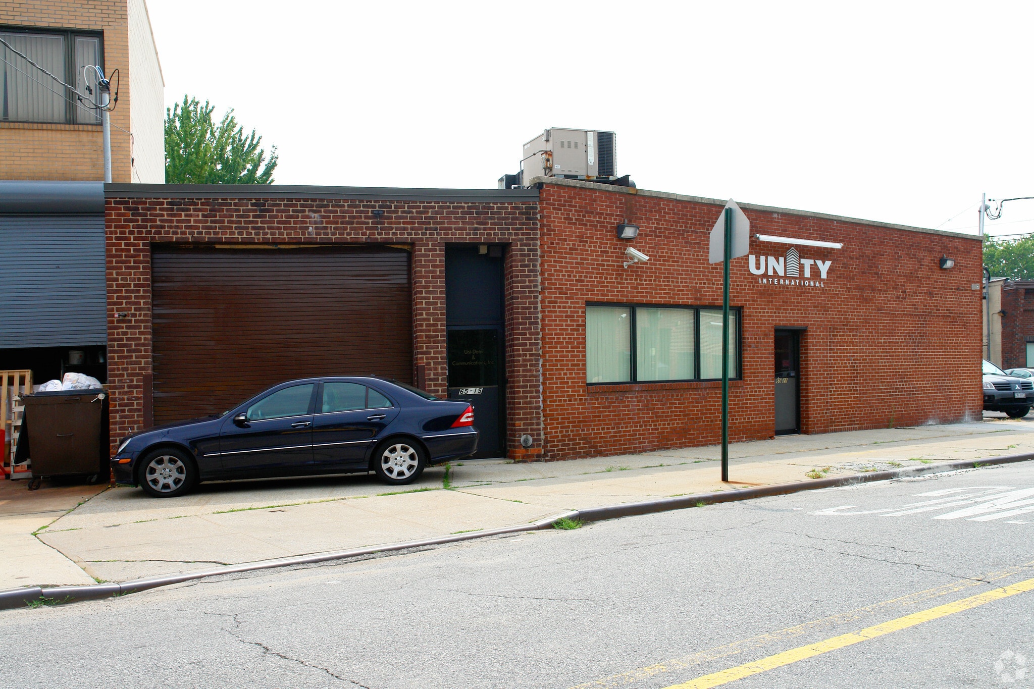 6515 Fresh Meadow Ln, Fresh Meadows, NY for sale Primary Photo- Image 1 of 4