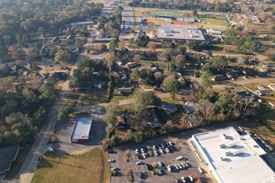 5532 Jackson St, Alexandria, LA for lease - Building Photo - Image 2 of 3