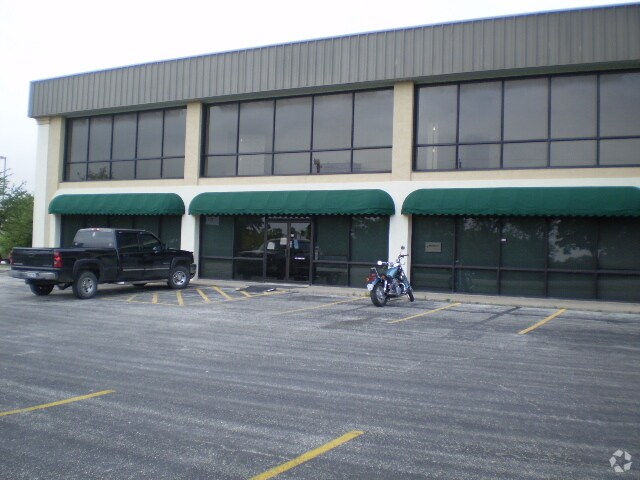 1049 Industrial Blvd, Abilene, TX à louer Photo du bâtiment- Image 1 de 4