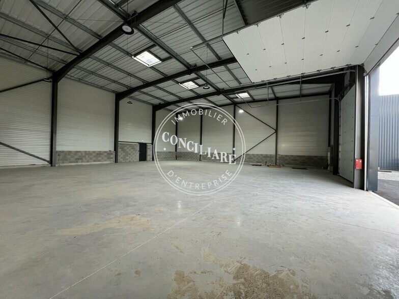 8 Rue Ecopole, Villeneuve-Tolosane à louer - Photo du bâtiment - Image 2 de 5