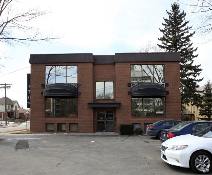 770 Browns Line, Toronto, ON à louer - Photo du bâtiment - Image 3 de 3