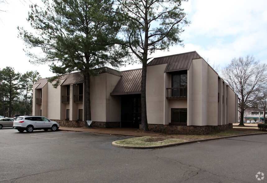 1920 Kirby Pky, Germantown, TN for sale - Primary Photo - Image 1 of 1