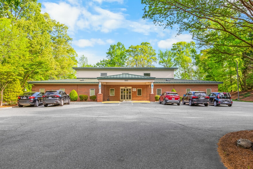 510 Emergency Dr, Lexington, NC à vendre - Photo du bâtiment - Image 2 de 13
