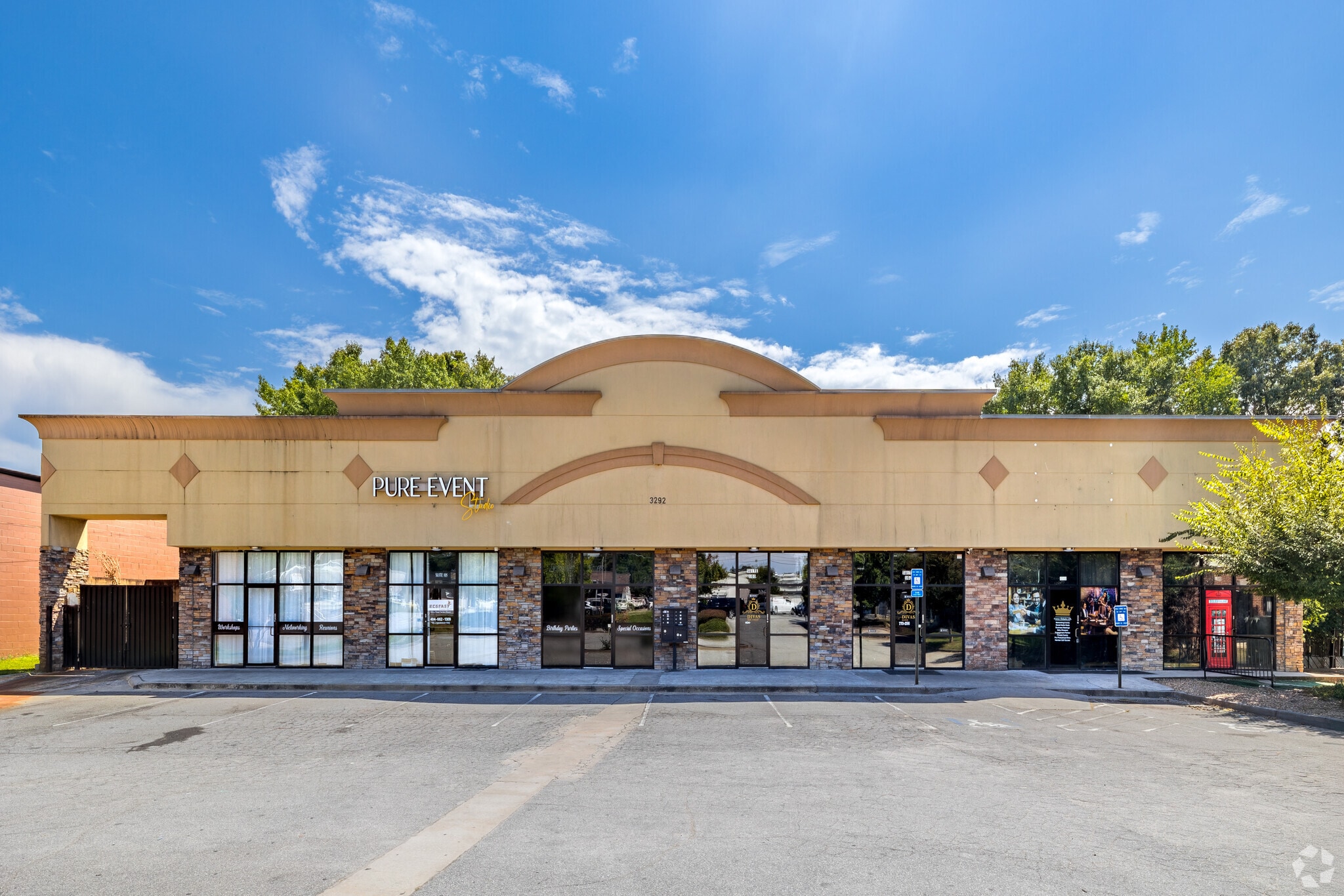 3292 Laventure Dr, Atlanta, GA for sale Building Photo- Image 1 of 11