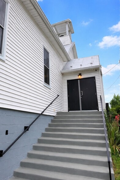 14819 Old Hanover Rd, Upperco, MD for sale - Building Photo - Image 2 of 17