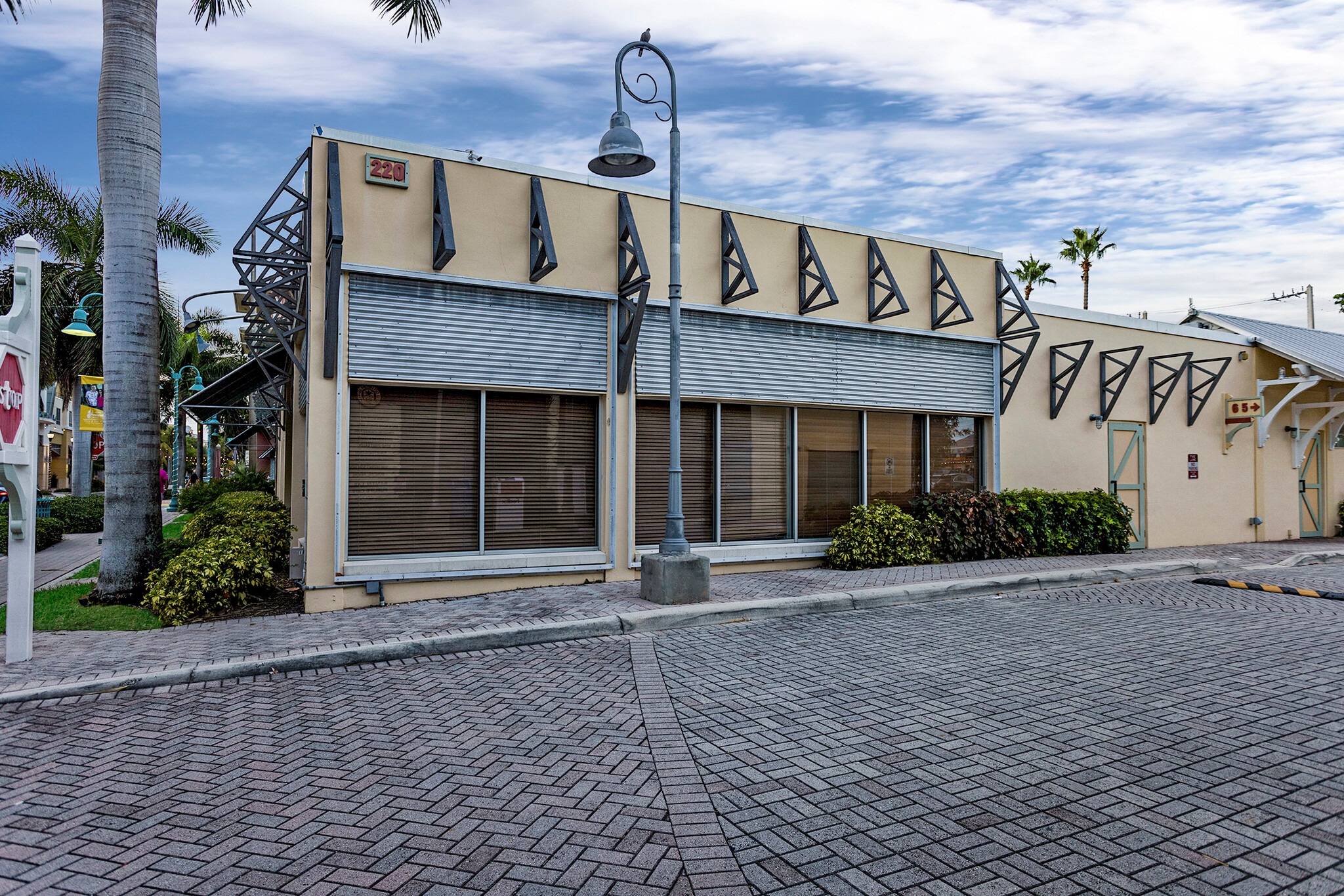 220 NE 1st St, Delray Beach, FL for lease Building Photo- Image 1 of 5