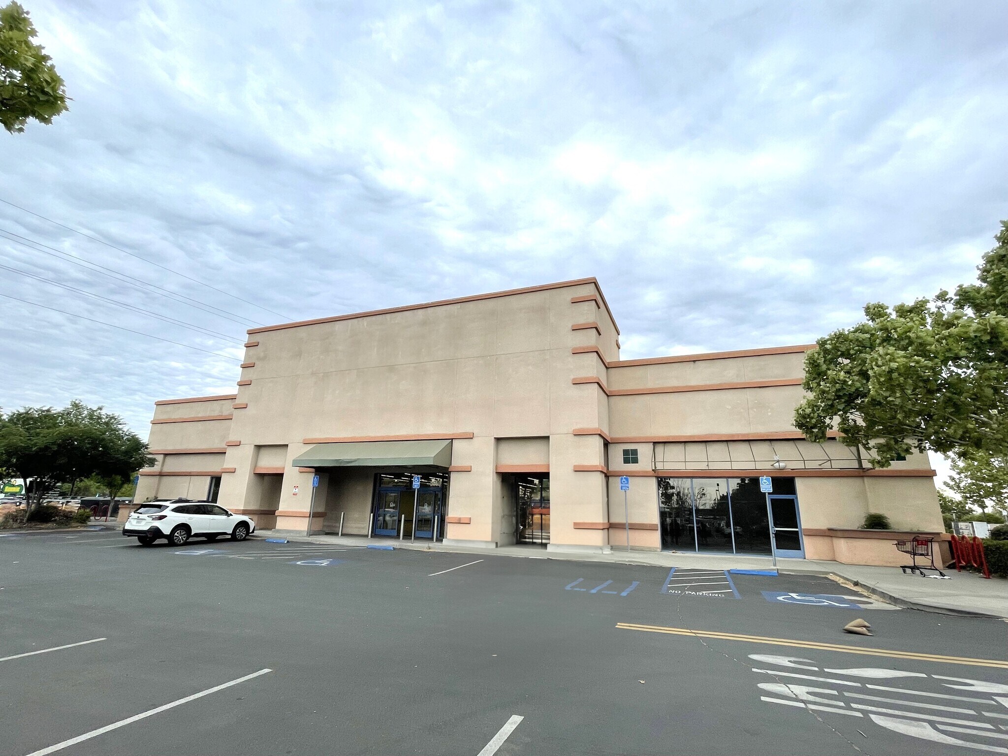 2560 Notre Dame Blvd, Chico, CA for sale Building Photo- Image 1 of 1