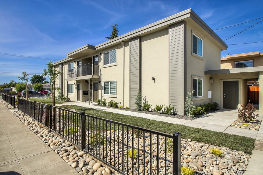 284 I St, Livermore, CA for sale - Building Photo - Image 2 of 11