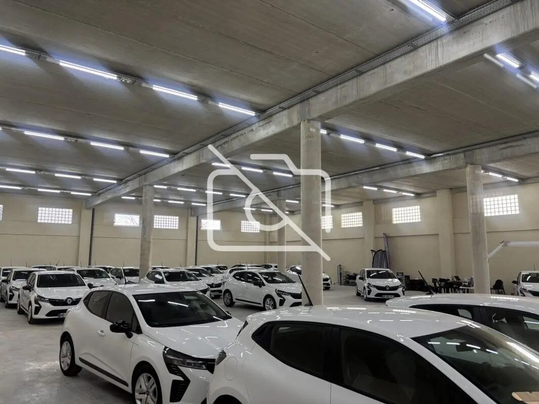 Office in Neuilly-sur-Marne for lease Primary Photo- Image 1 of 4