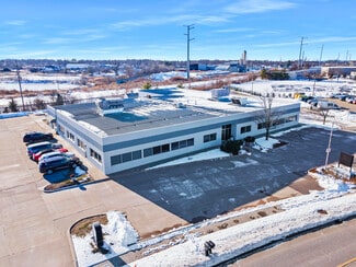 Plus de détails pour 1615 Commerce Pky, Bloomington, IL - Bureau à vendre