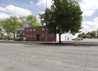 Plus de détails pour 1935 Q St, Lincoln, NE - Commerce de détail à vendre