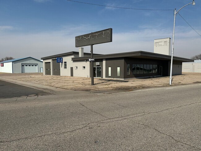 More details for 622 W 1st St, Julesburg, CO - Retail for Sale