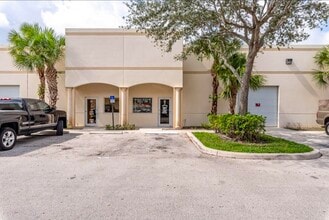 585 105th Ave N, West Palm Beach, FL for lease Building Photo- Image 1 of 11