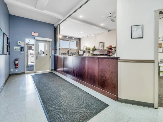 1254 3 Av S, Lethbridge, AB à vendre - Hall d’entrée - Image 3 de 8