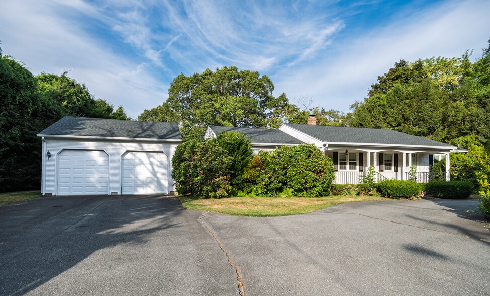 1189 Atwood Ave, Johnston, RI for sale - Building Photo - Image 3 of 6