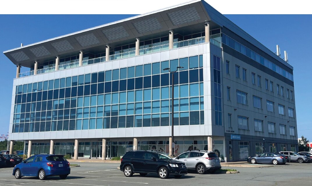 84-86 Chain Lake Dr, Halifax, NS for sale Primary Photo- Image 1 of 1