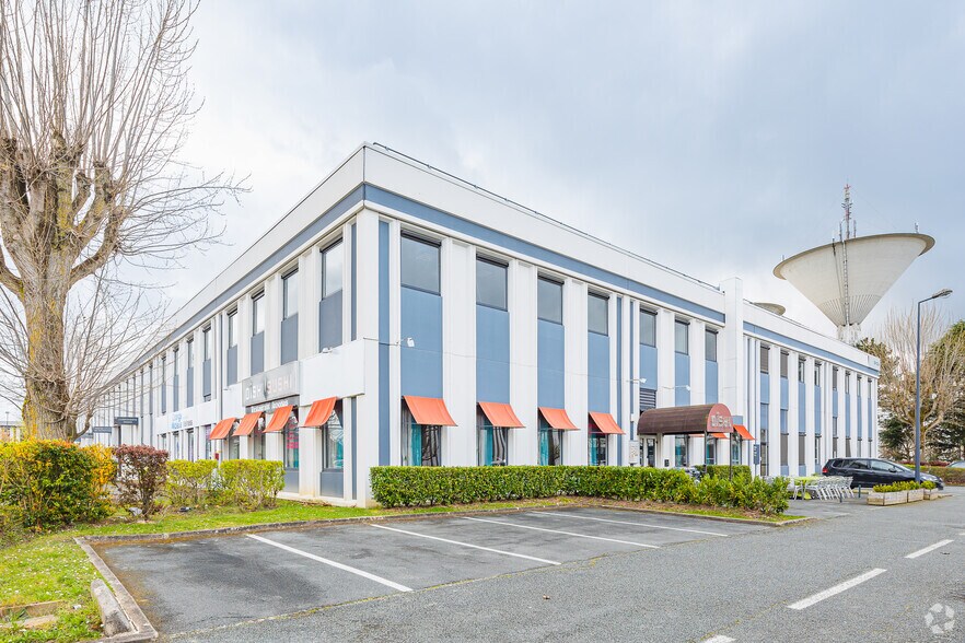 10 Avenue Du Québec, Villebon-sur-Yvette à louer - Photo du bâtiment - Image 2 de 2