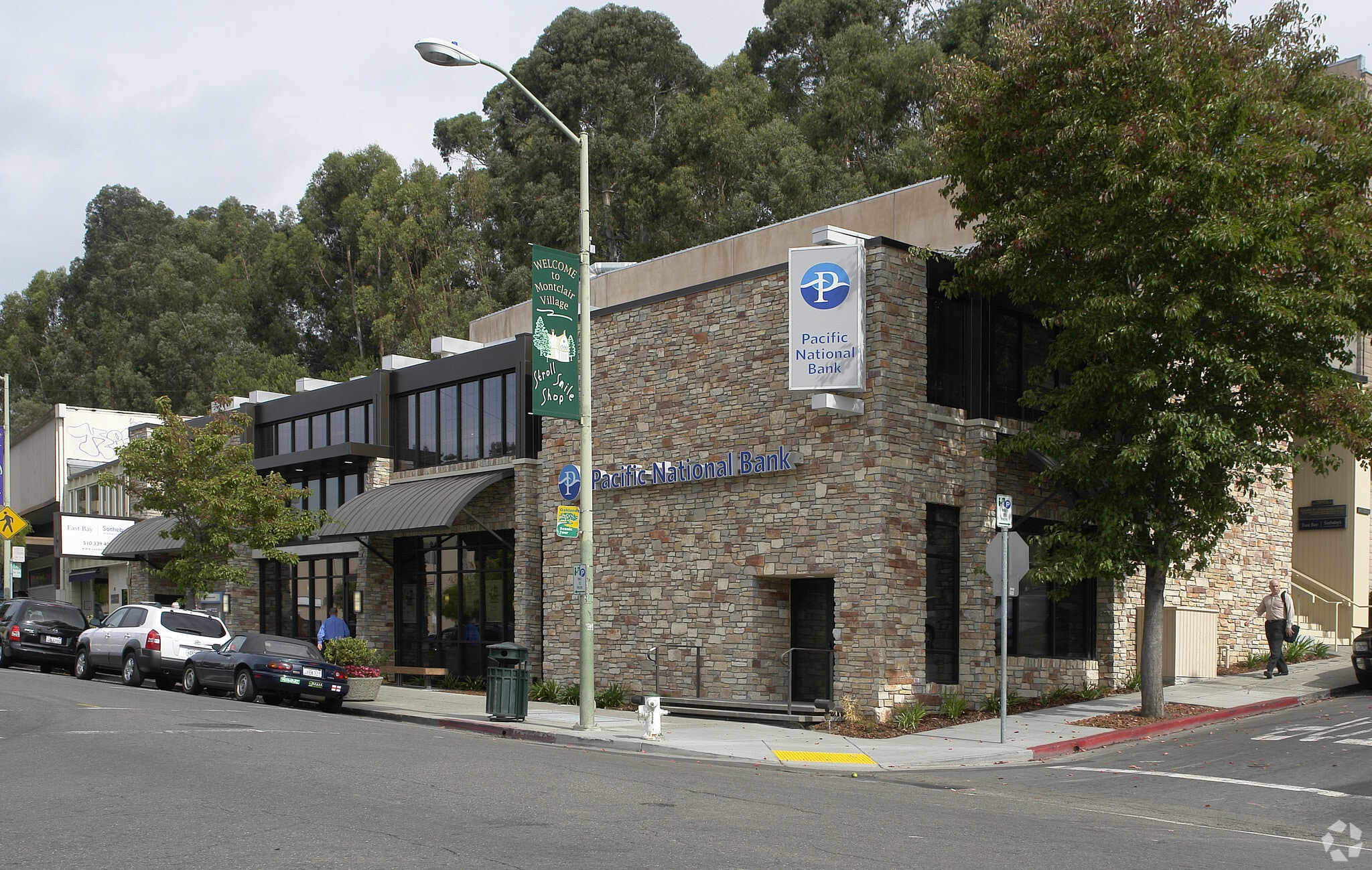 1990 Mountain Blvd, Oakland, CA for lease Primary Photo- Image 1 of 3