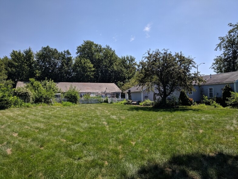 21926 W Taylor Rd, Plainfield, IL à vendre - Photo du bâtiment - Image 2 de 14