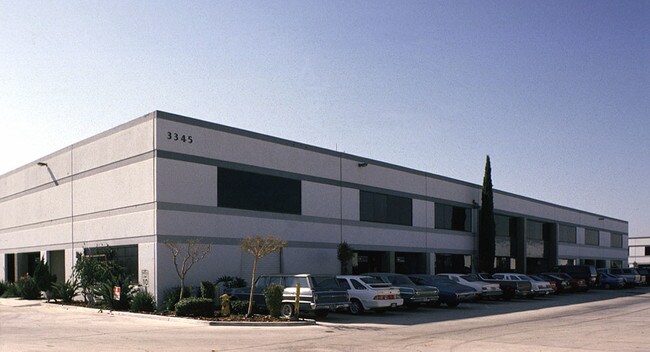 Plus de détails pour 3345 Miraloma Ave, Anaheim, CA - Industriel à louer