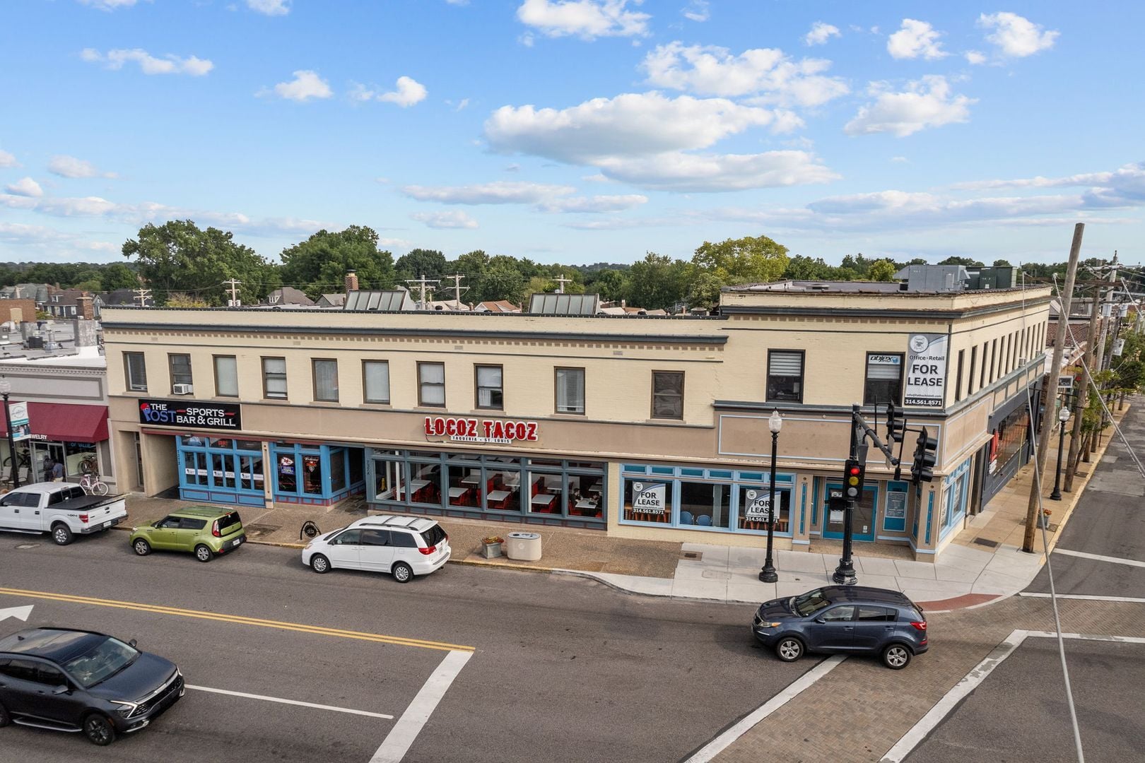 7370-7376 Manchester Rd, Maplewood, MO for lease Interior Photo- Image 1 of 8
