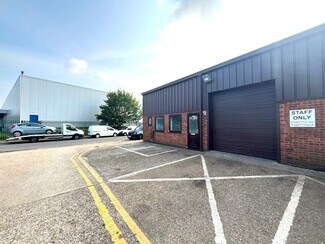 Plus de détails pour Montrose Rd, Chelmsford - Industriel à louer