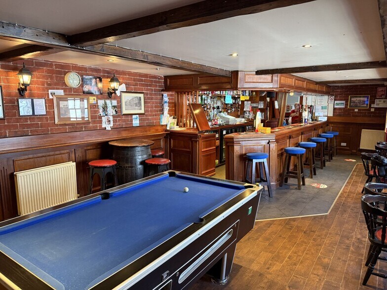 31-36 St. Germain St, Catrine à louer - Photo intérieure - Image 3 de 7