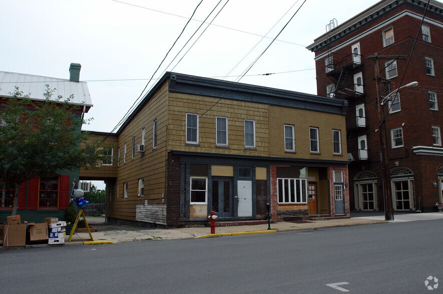 110-116 W Martin St, Martinsburg, WV à vendre - Photo du bâtiment - Image 2 de 18