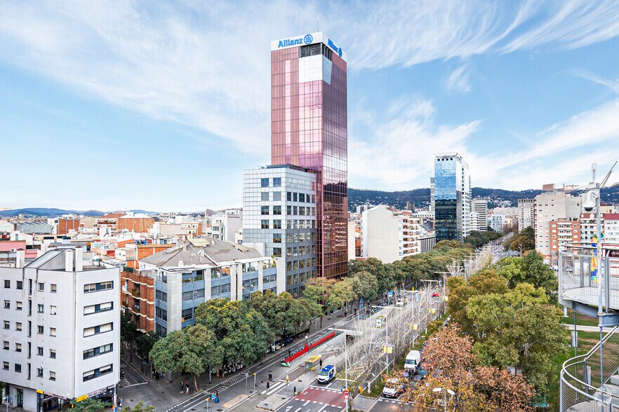 Carrer de Tarragona, 103, Barcelone, Barcelona à louer - Photo du bâtiment - Image 3 de 23