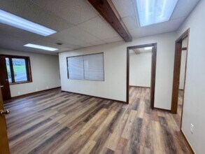 617 Lancaster Pike, Circleville, OH for lease Interior Photo- Image 2 of 8