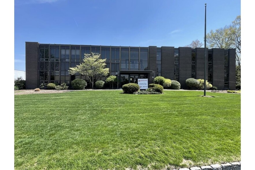 22 Audrey Pl, Fairfield, NJ for lease - Building Photo - Image 1 of 7