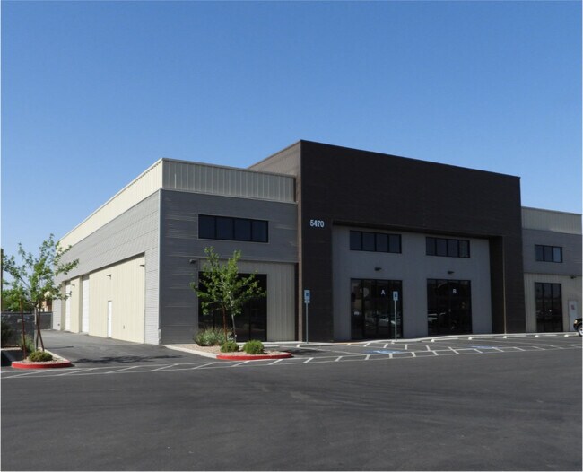Plus de détails pour 5470 Stephanie St, Las Vegas, NV - Industriel à louer