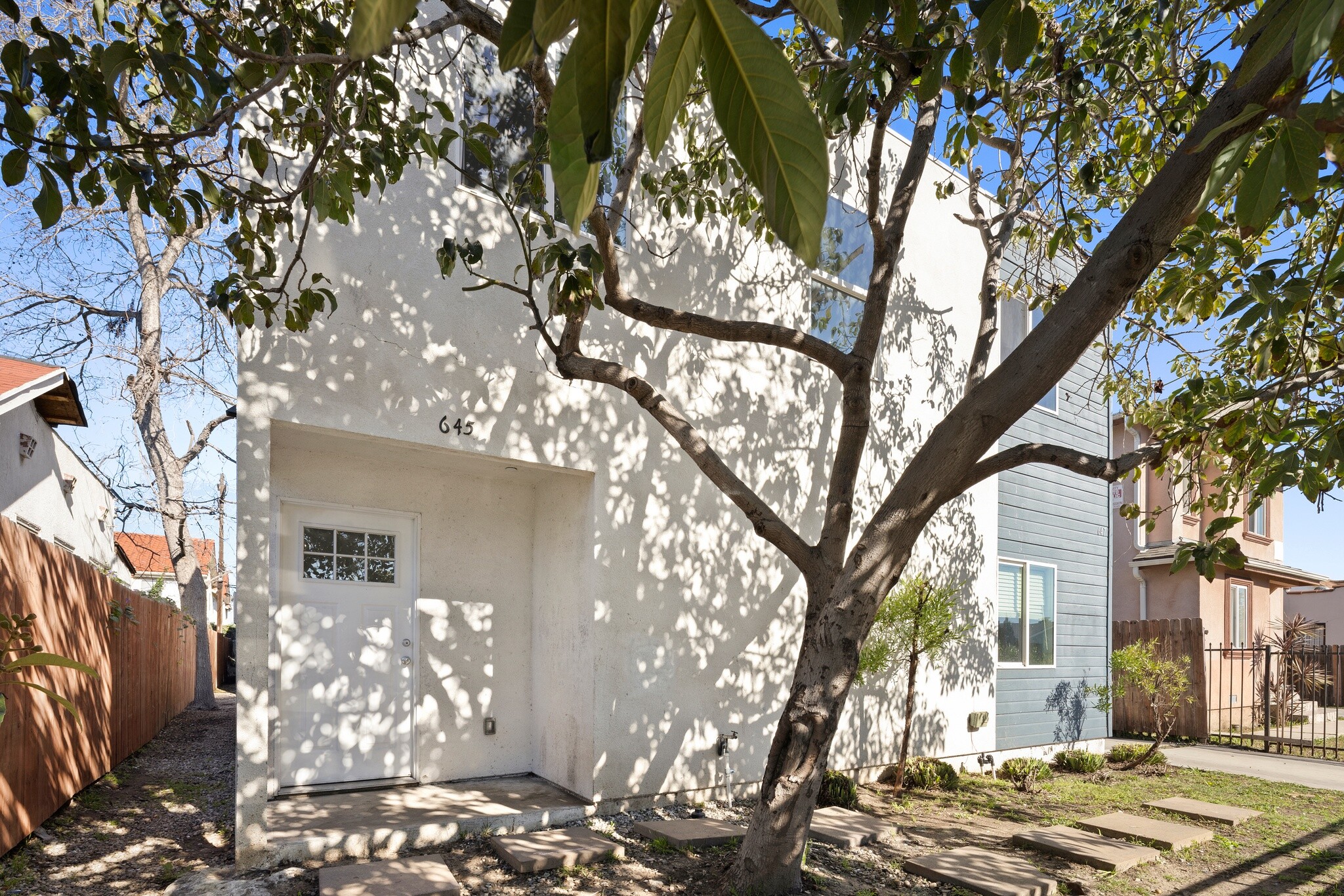 645 W 97th St, Los Angeles, CA for sale Primary Photo- Image 1 of 15