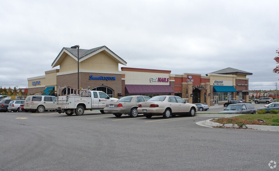 18110-18134 W 119th St, Olathe, KS à louer - Photo du bâtiment - Image 2 de 9