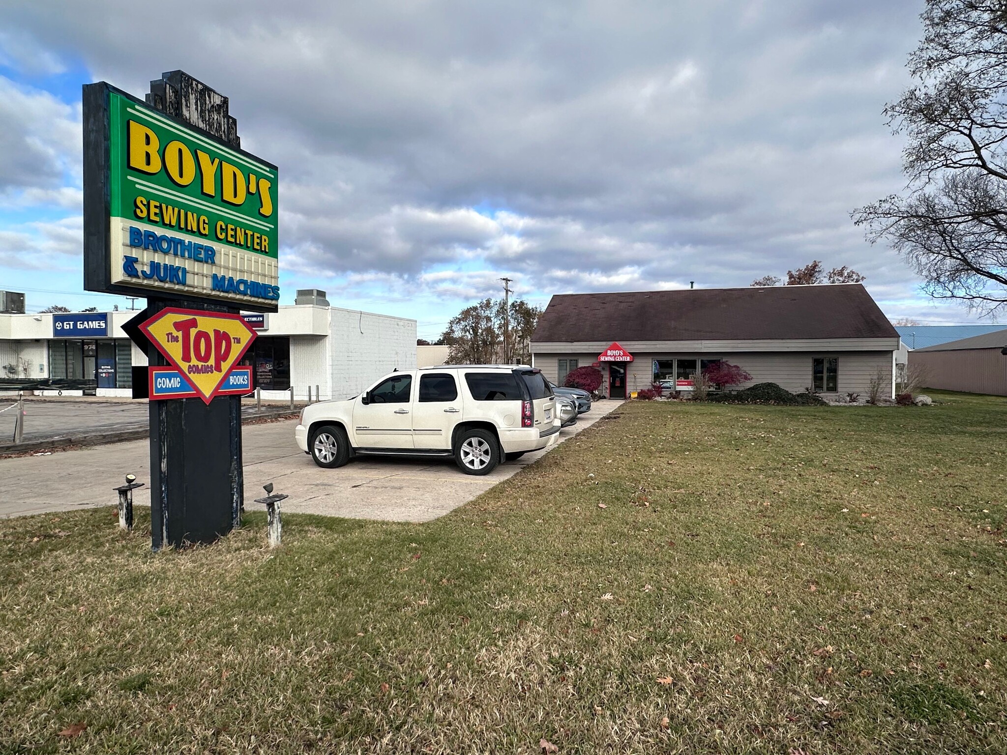966 W South Airport Rd, Traverse City, MI for sale Building Photo- Image 1 of 39