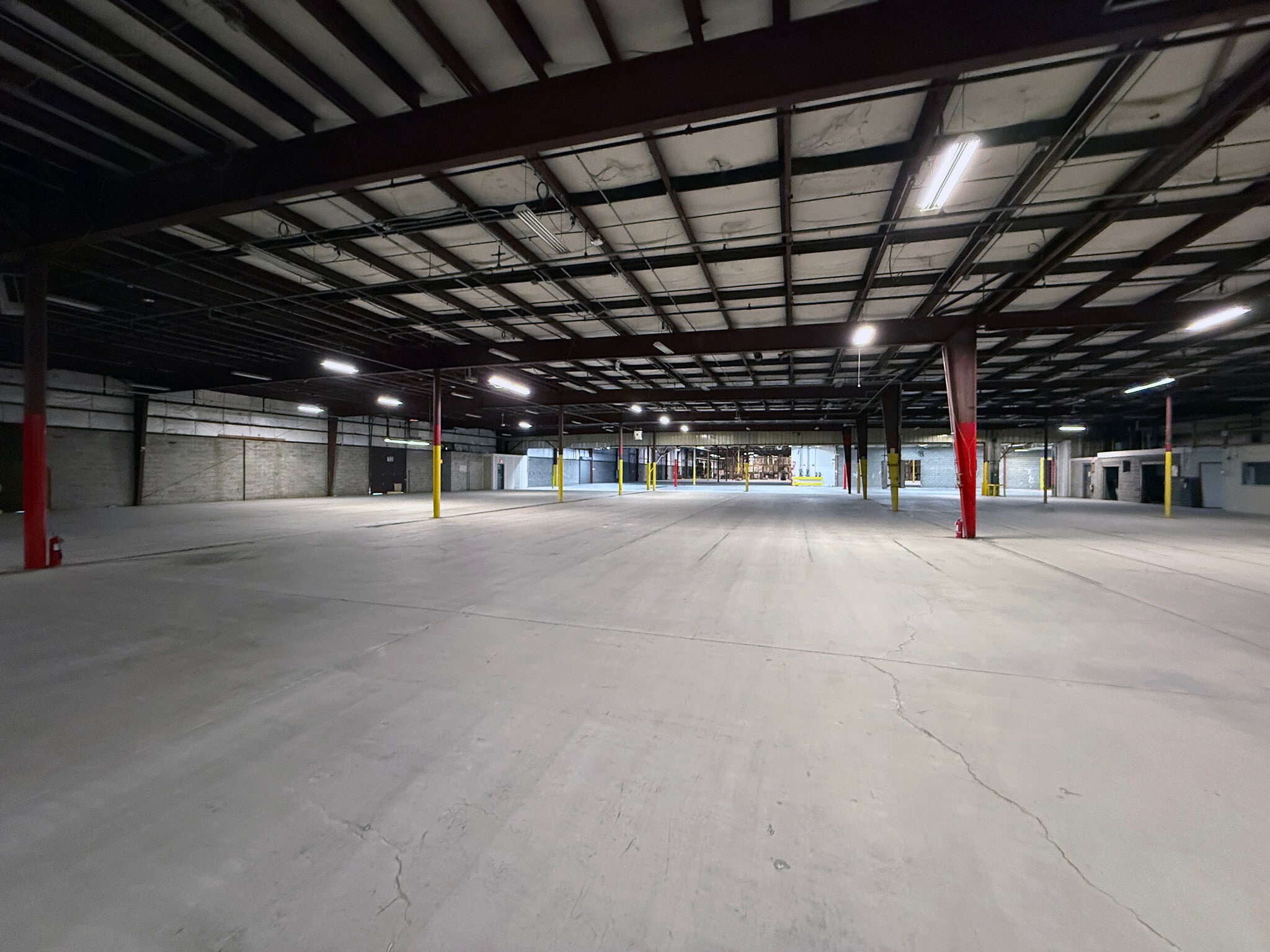 600 Brighton St, Bethlehem, PA for lease Interior Photo- Image 1 of 5