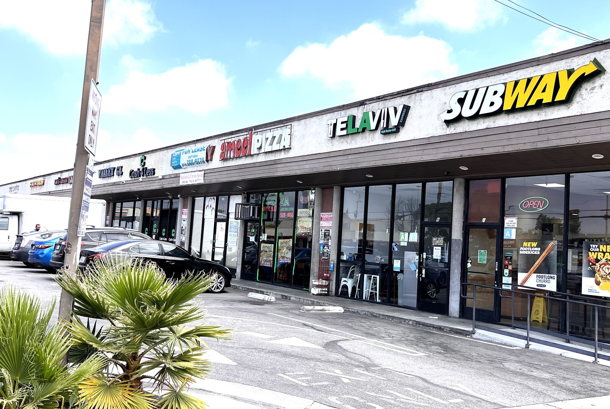 12450 Burbank Blvd, North Hollywood, CA for lease Primary Photo- Image 1 of 12