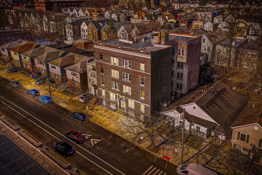 Southside Jersey City Portfolio portefeuille de 4 propriétés à vendre sur LoopNet.ca - Photo du bâtiment - Image 2 de 5