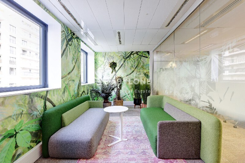 Office in Levallois Perret for lease - Interior Photo - Image 3 of 10