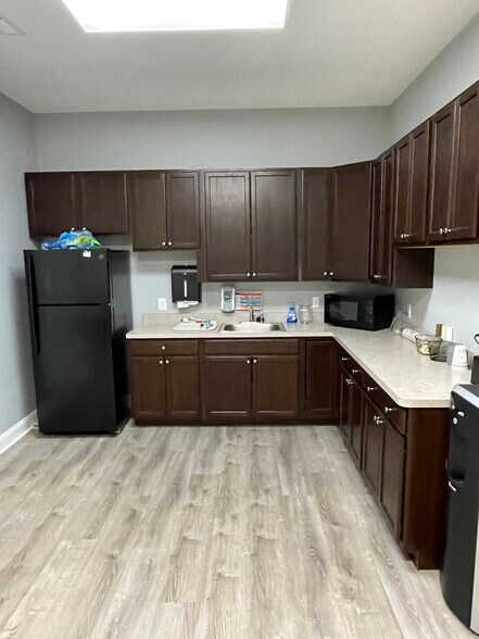 2950 Glendale Milford Rd, Cincinnati, OH à vendre - Photo intérieure - Image 3 de 8