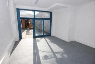 40 Grantham St, Lincoln à louer Photo intérieure- Image 2 de 2