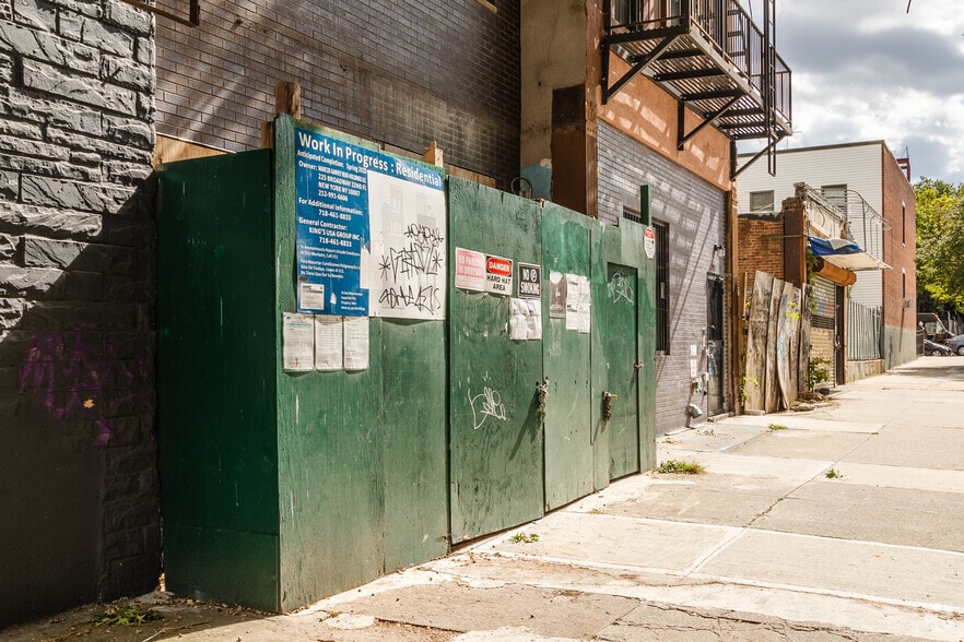 239 Marcus Garvey Blvd, Brooklyn, NY for sale - Building Photo - Image 2 of 2