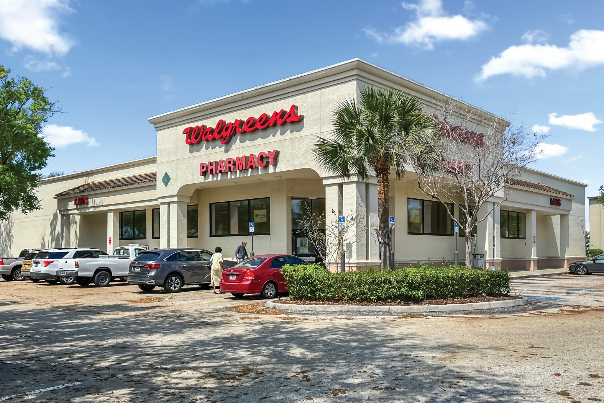 900 49th St N, Saint Petersburg, FL for sale Primary Photo- Image 1 of 7