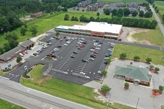 More details for 913 W 3rd St, Pembroke, NC - Retail for Lease