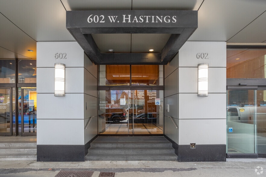 602 W Hastings St, Vancouver, BC for lease - Building Photo - Image 2 of 9