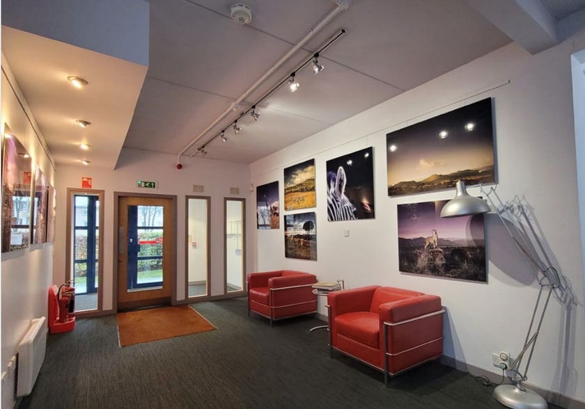 Beancross Rd, Grangemouth for lease - Interior Photo - Image 2 of 3