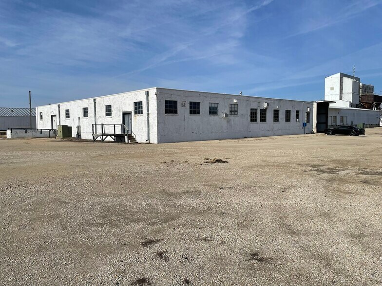 4177 N Illinois Route 251, Mendota, IL à louer - Photo du bâtiment - Image 2 de 18